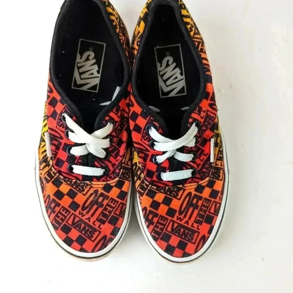 Vans Logo Flame Lace Up Sneakers 5.5 - Picture 4 of 8